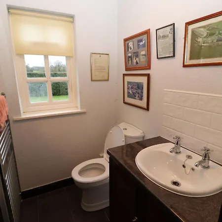 Stang Farm בית נופש קנדל